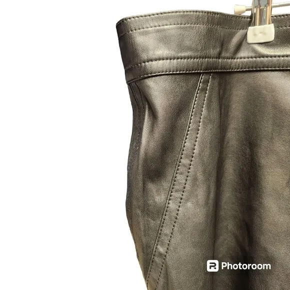 ANN TAYLOR Seamed Faux Leather Pencil Skirt Sz.18 NWT