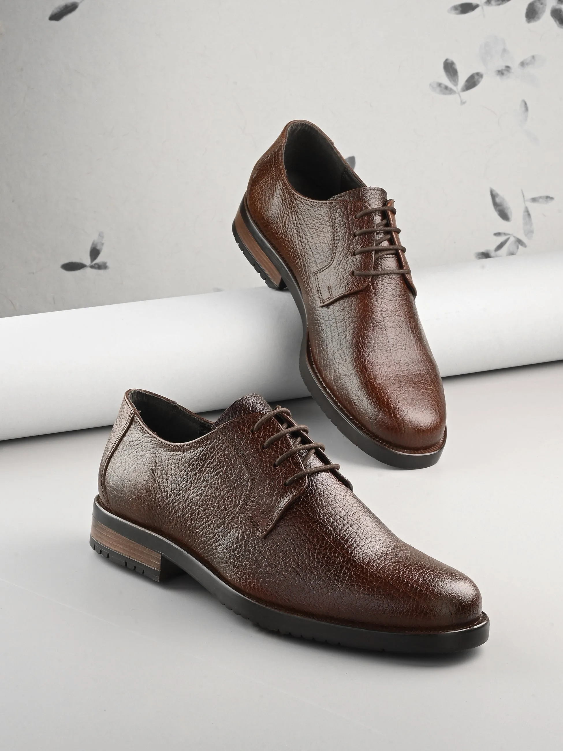 CARLO ROMANO BY WASAN TAN COLOR PREMIUM STYLISH GENUINE LEATHER SHOES FOR MEN
