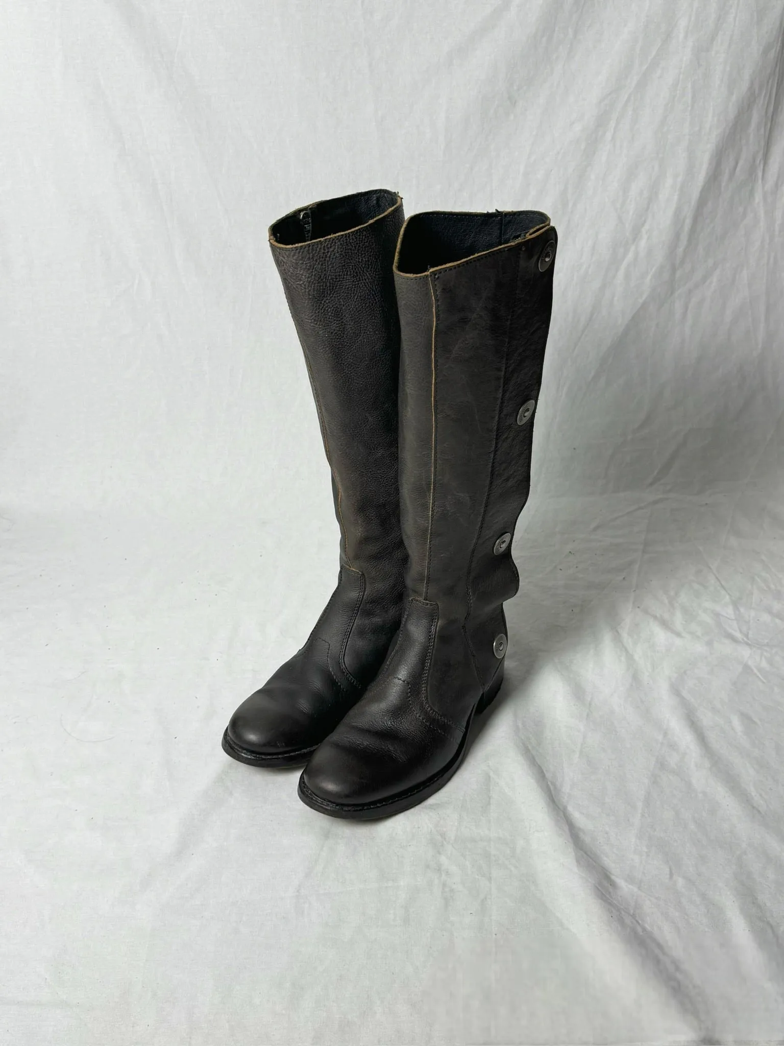 DIRK BIKKEMBERGS STUD BOOT