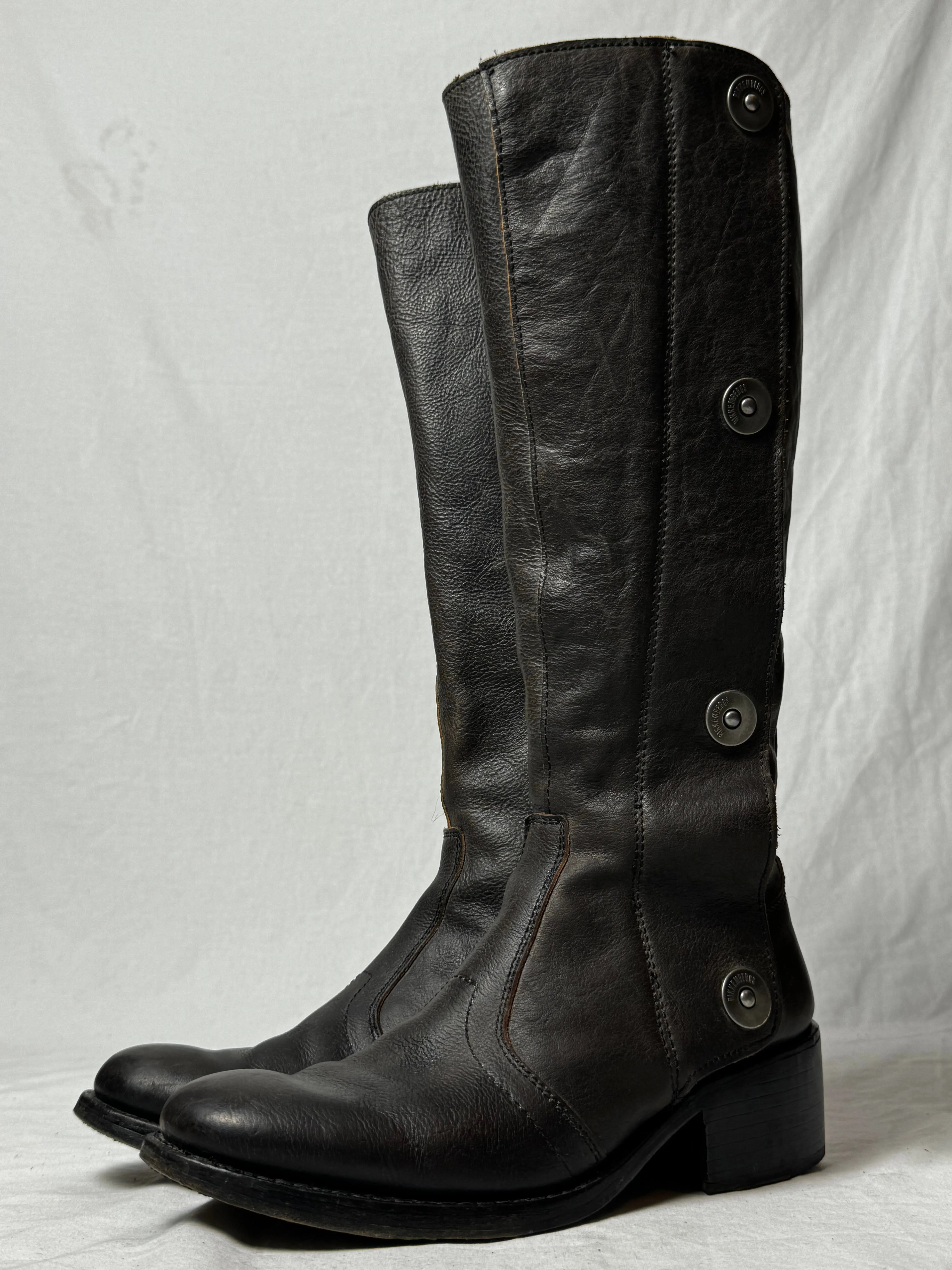DIRK BIKKEMBERGS STUD BOOT