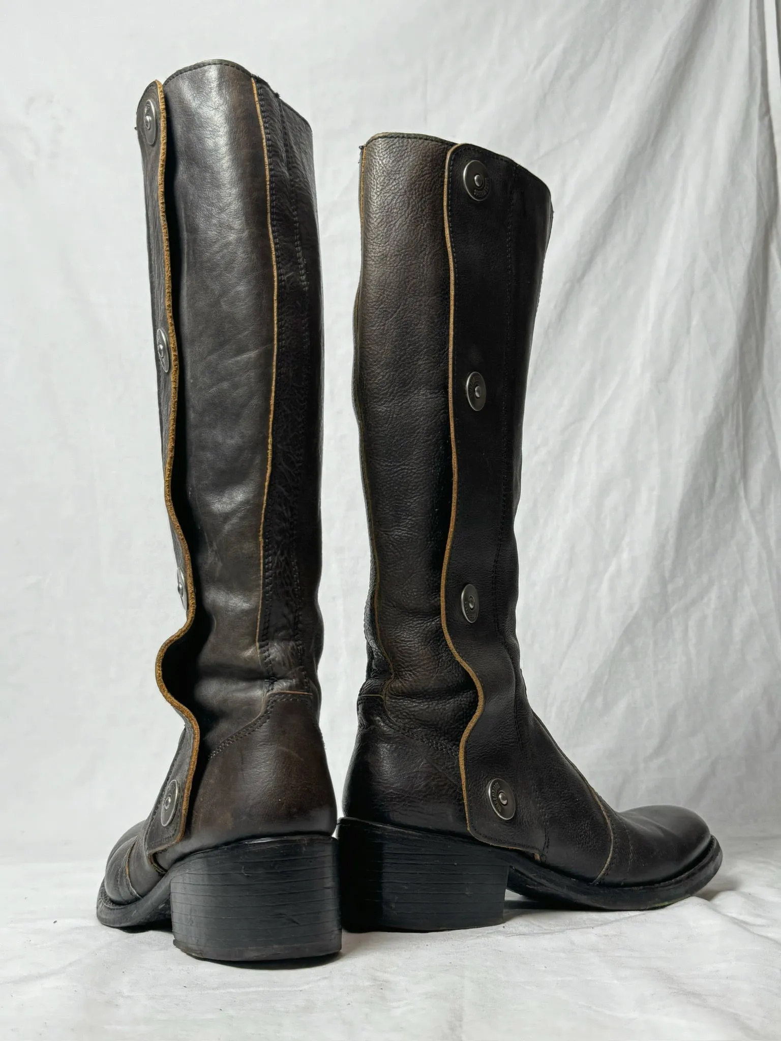 DIRK BIKKEMBERGS STUD BOOT