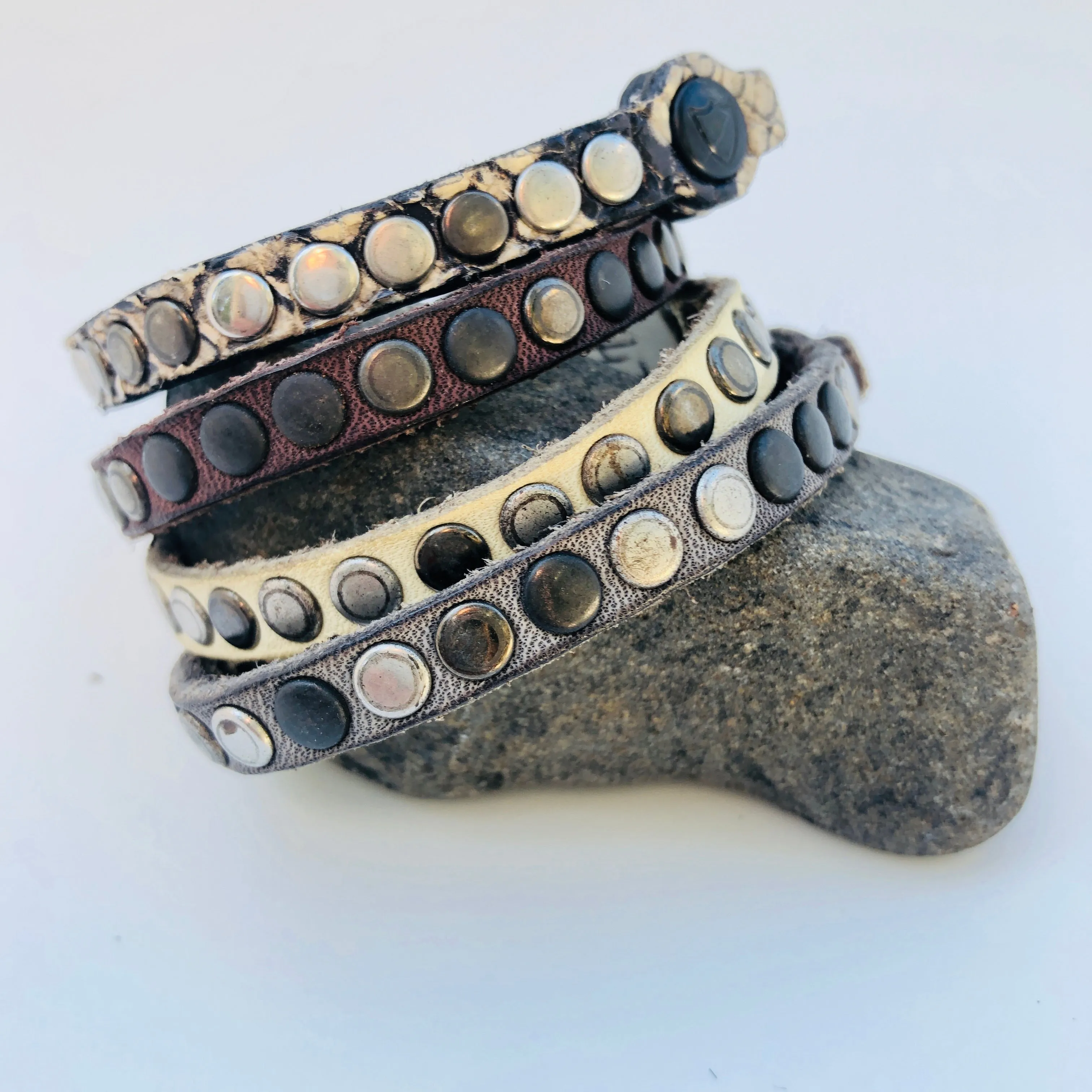 HTC Studded Wrist Band