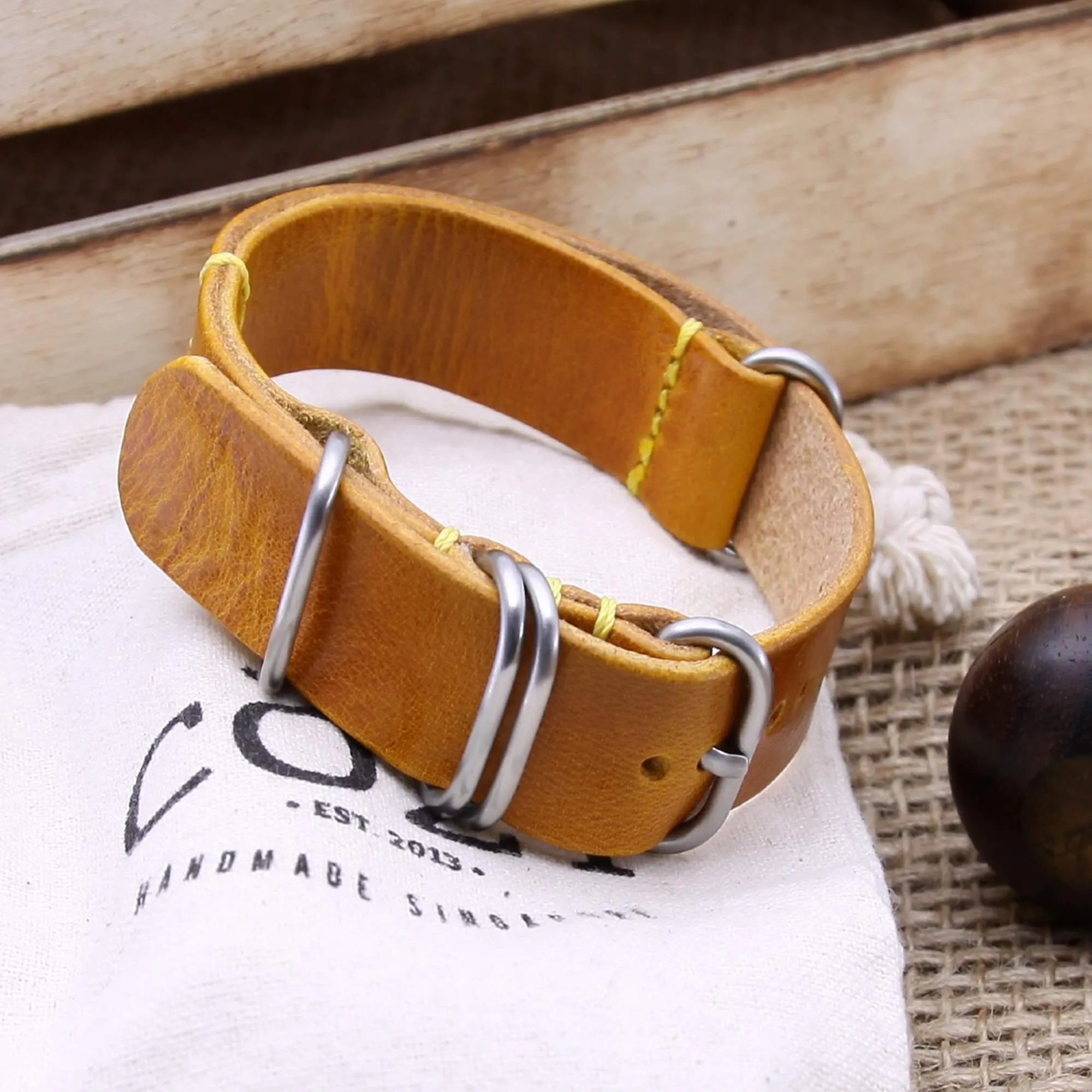 NAT2 Leather Watch Strap, 5-Ring Military 104
