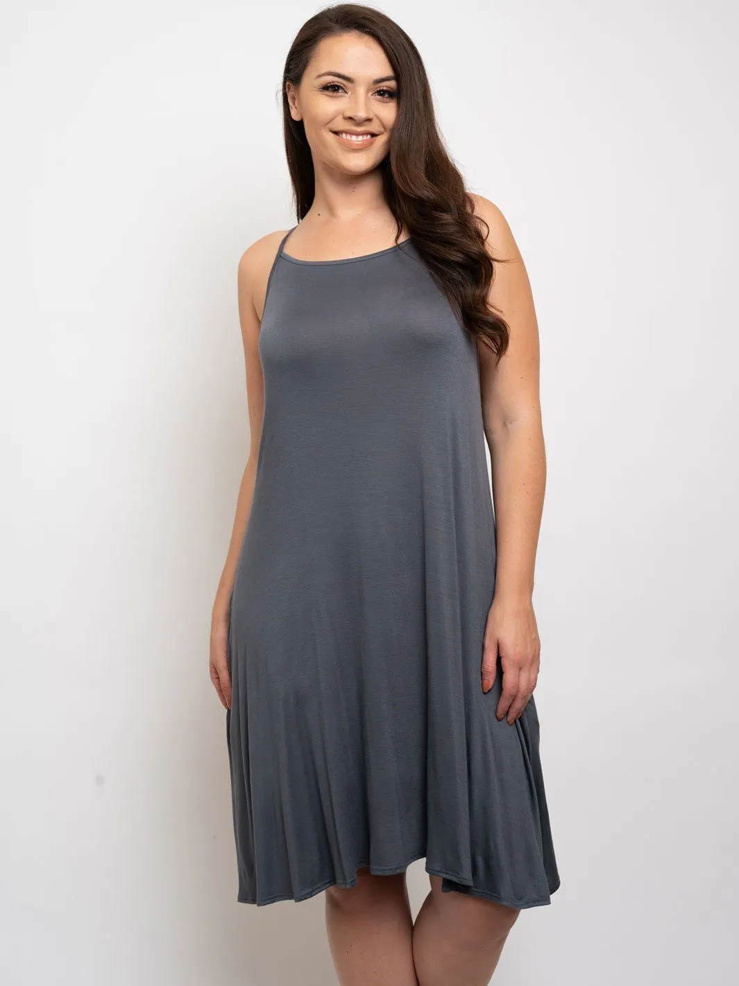 PLUS SIZE SLEEVELESS MIDI DRESS