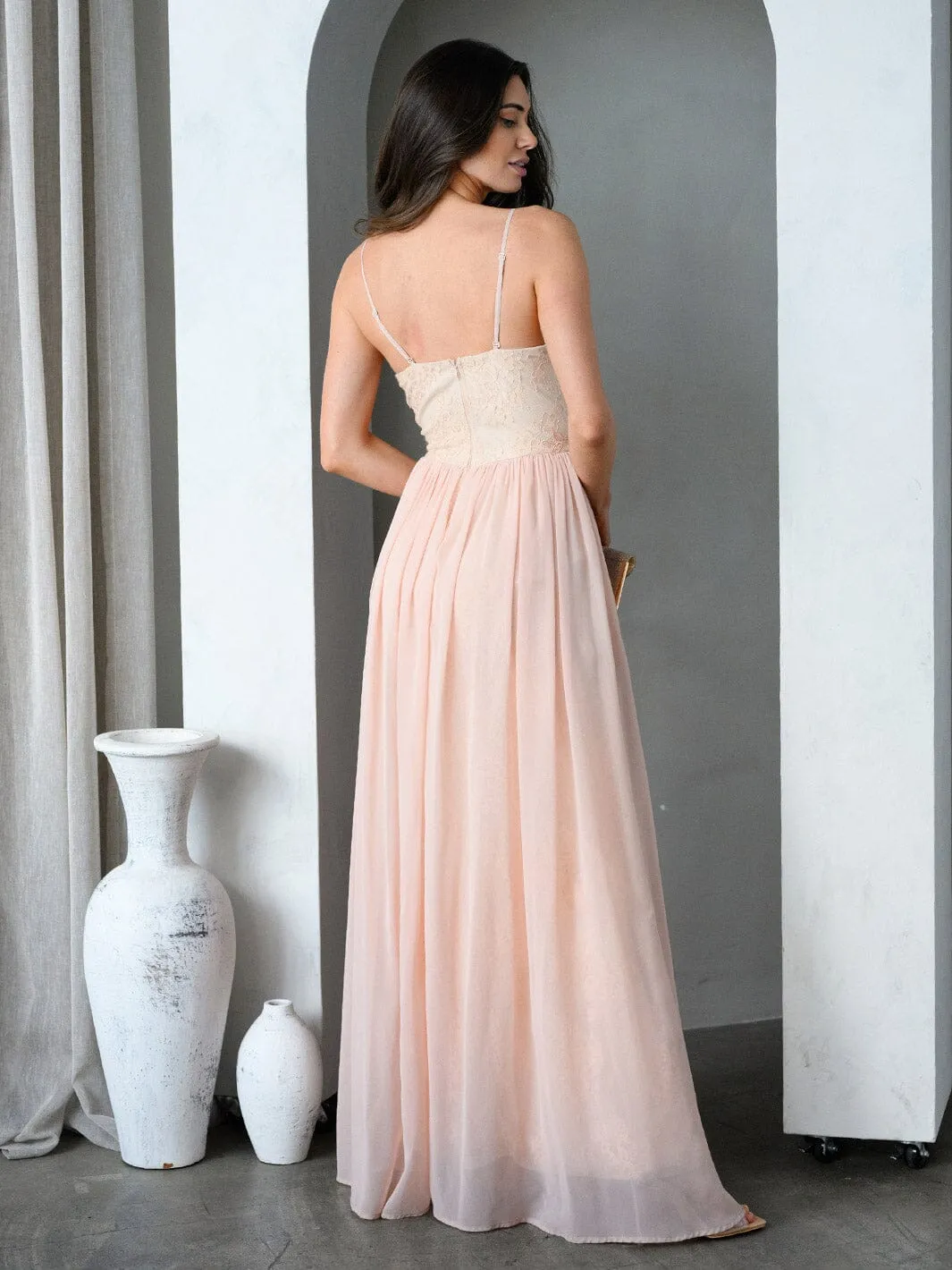 WOMEN'S SLEEVELESS ALL OVE LACE MAXI DRESS