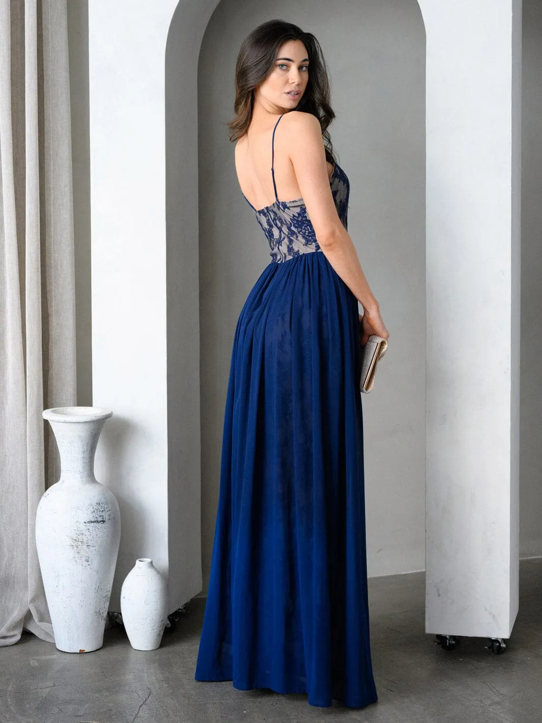 WOMEN'S SLEEVELESS ALL OVE LACE MAXI DRESS
