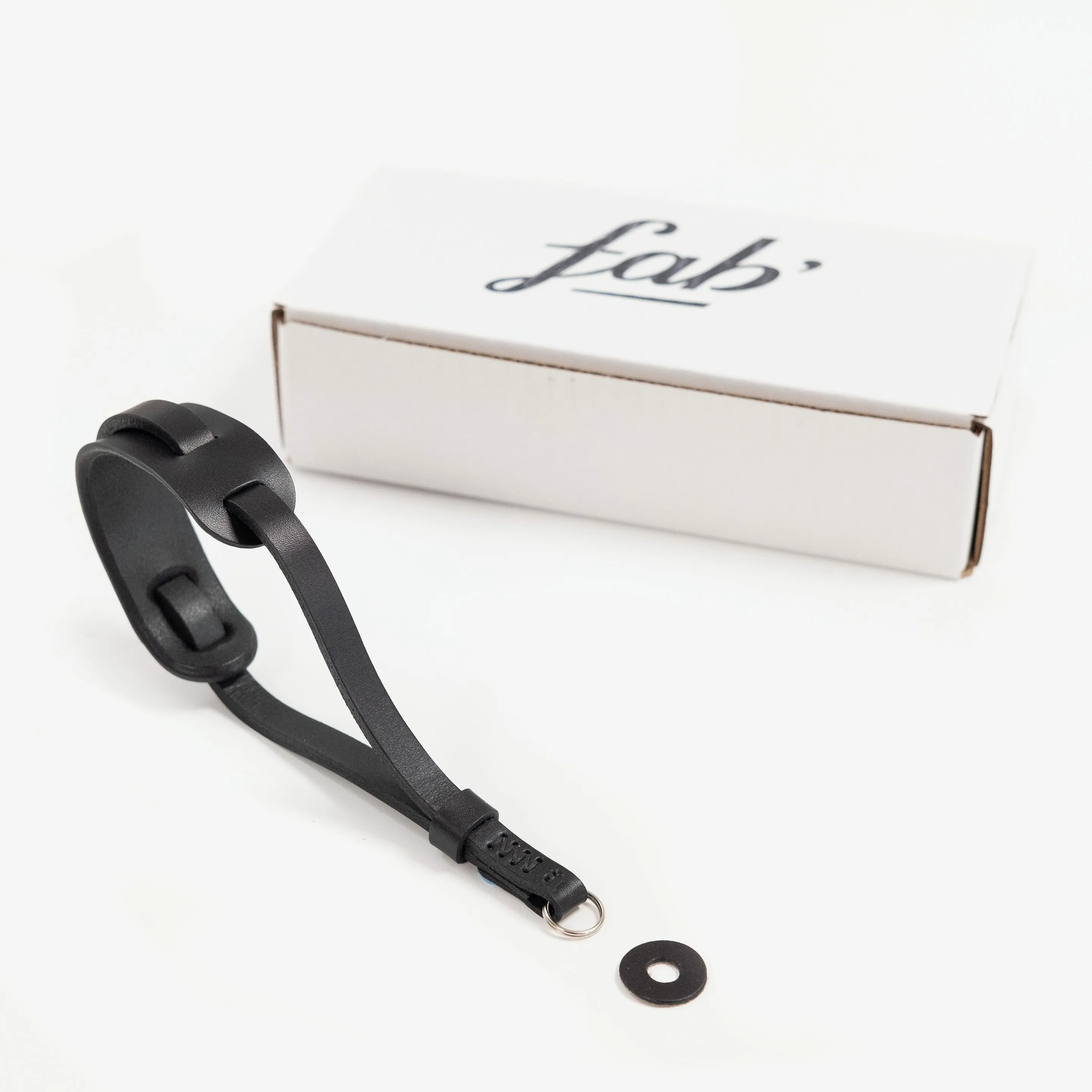 Wrist camera strap (F2.8)